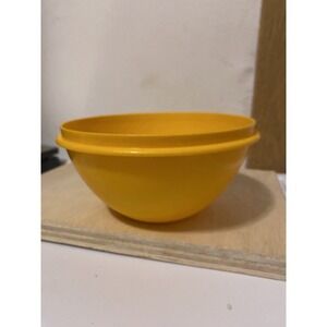 Yellow Tupperware Bowl 234-10